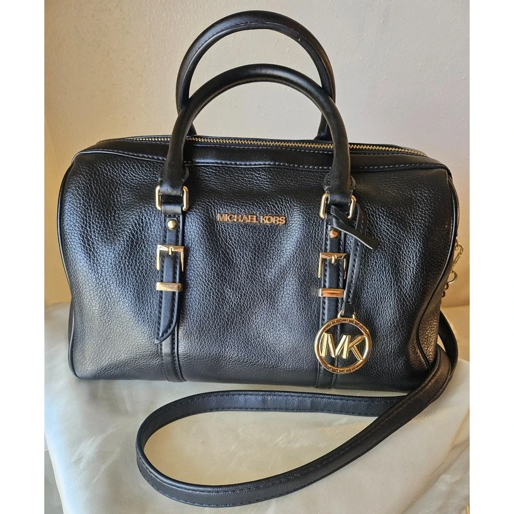 Michael Kors Medium Bedford Black/Gold Pebbled Leather Duffle Satchel Crossbody